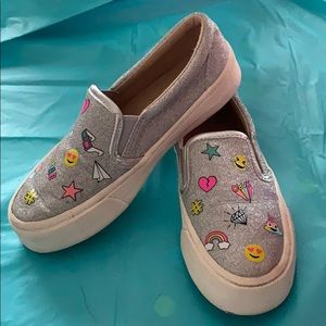 Slip-on Emoji Sneaks